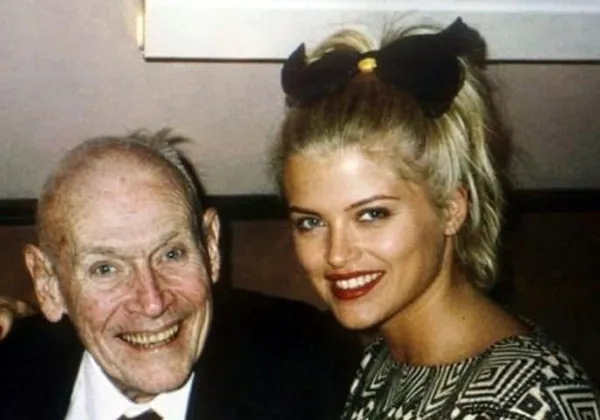 Анна Николь Смит и миллиардер Маршалл — скандальный брак 90-х